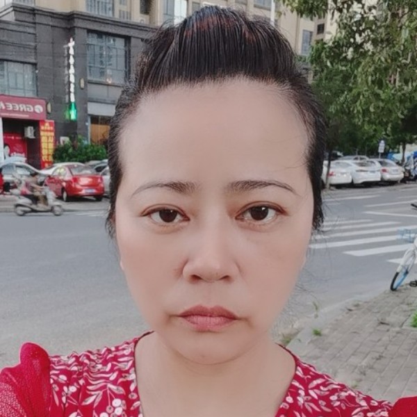 爱笑回首半夏的照片