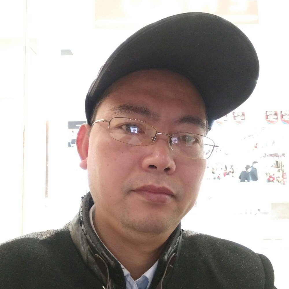 万谦的照片