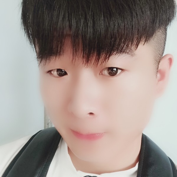 花小雨的照片