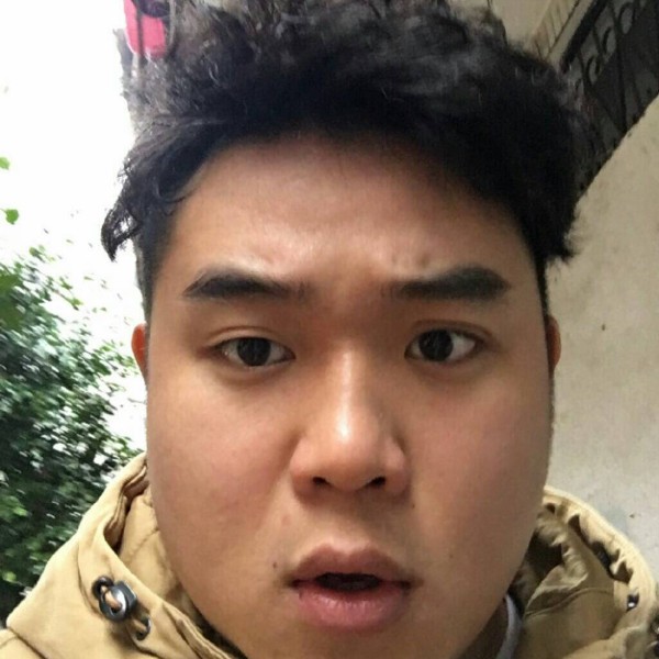 大树吃醋无心的照片