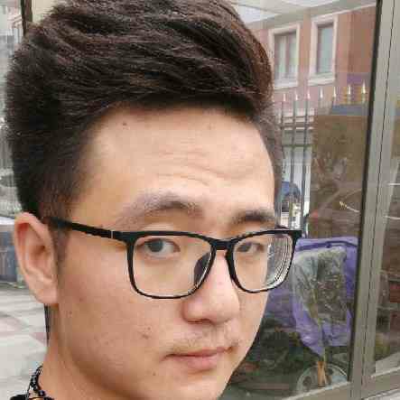 无辜踢醉月的照片