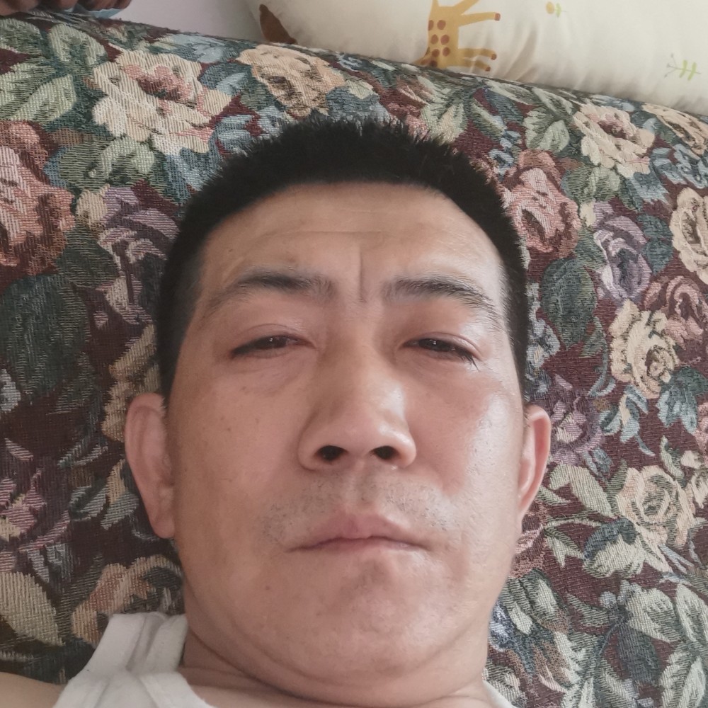 半夏激动的照片