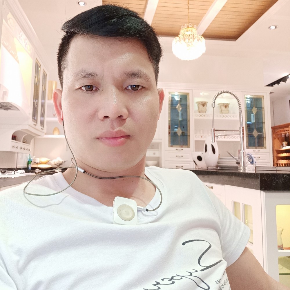 梁开的照片