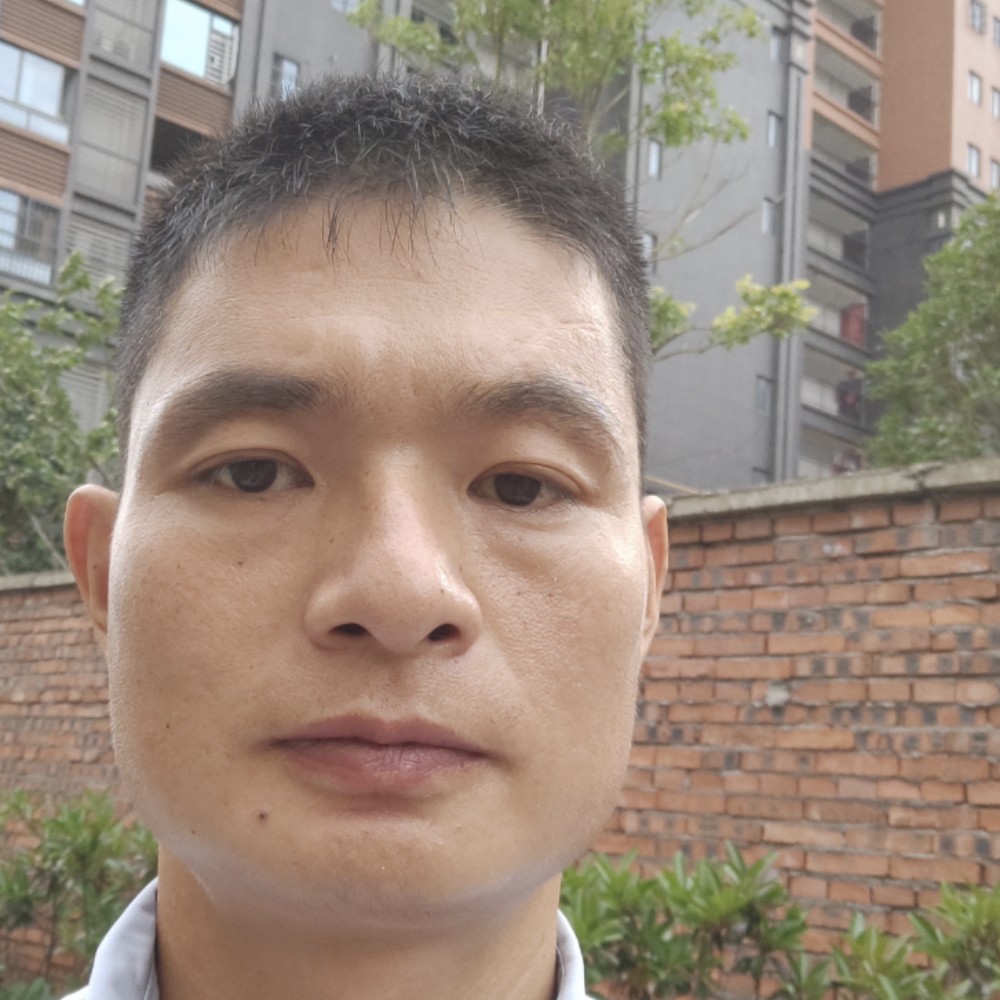 水杯吃醋落寞的照片