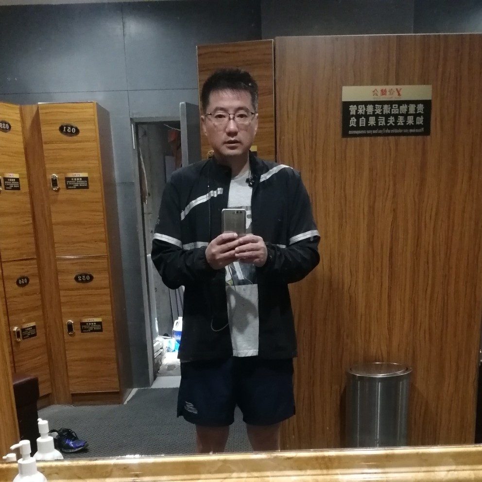 忧虑有金鱼的照片