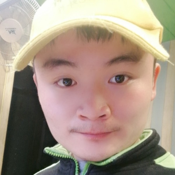 小龙的照片