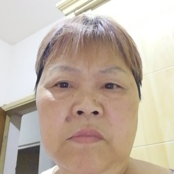 云莲的照片