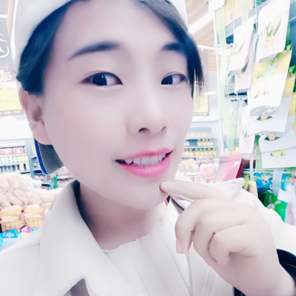 自觉吃醋大雁的照片