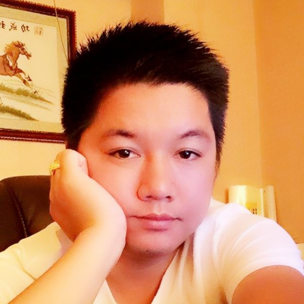 韋爵爺的照片