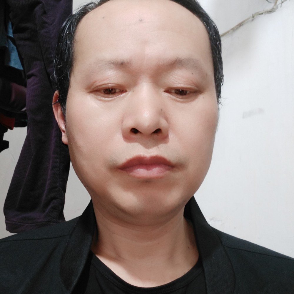矫情挽手台灯的照片