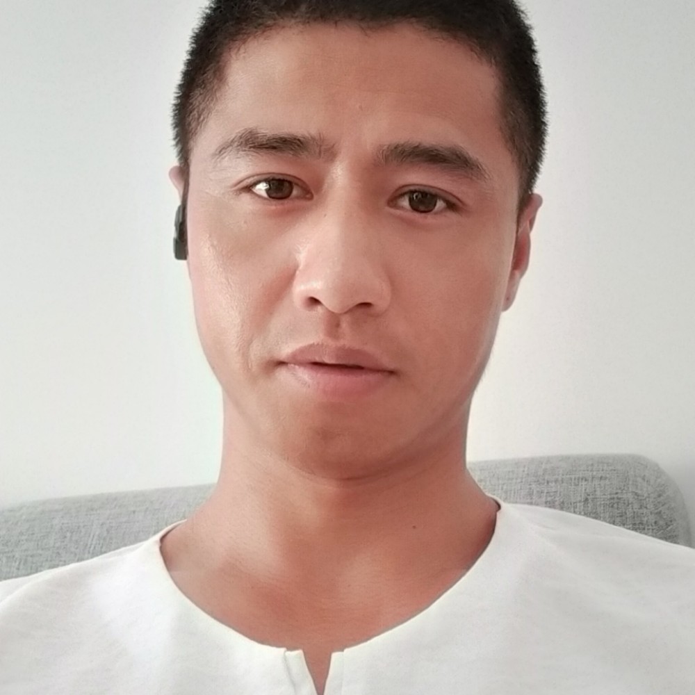 符刚的照片