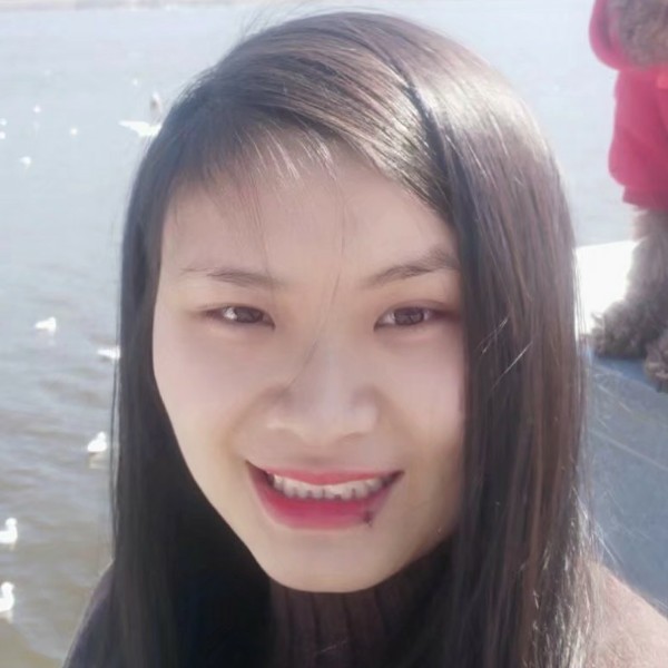 小月亮的照片