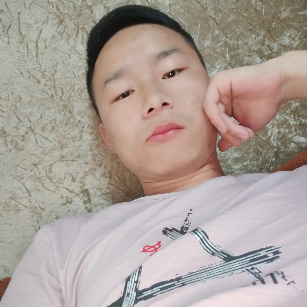 李鑫921的照片