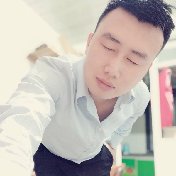 漠然遇見白开水的照片