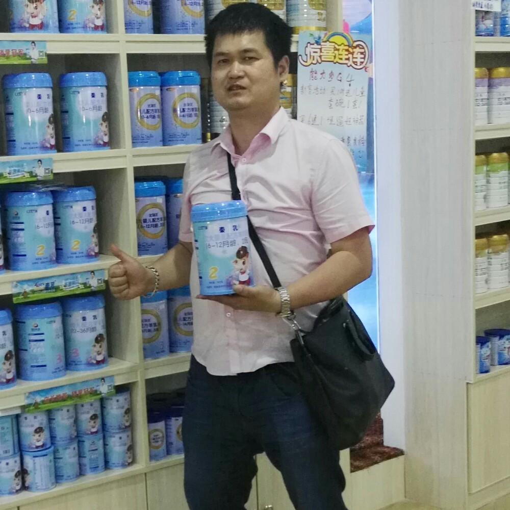 黎越鹏的照片