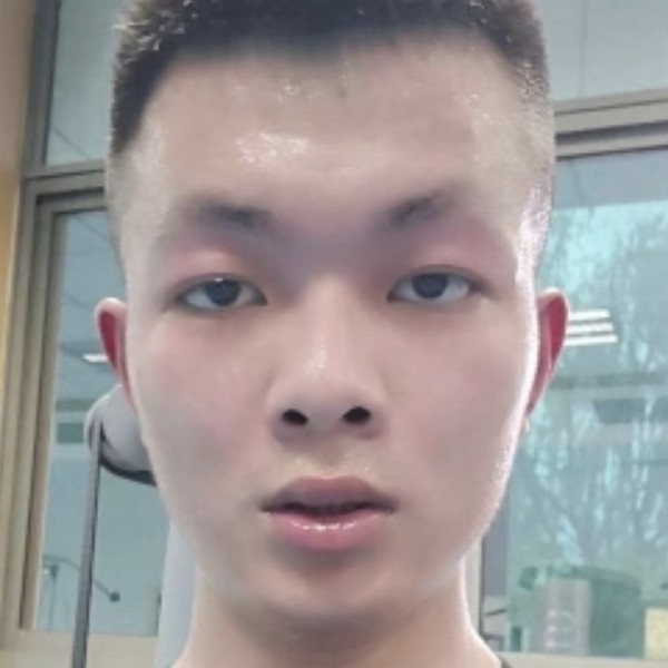 发嗲愿沐樱的照片