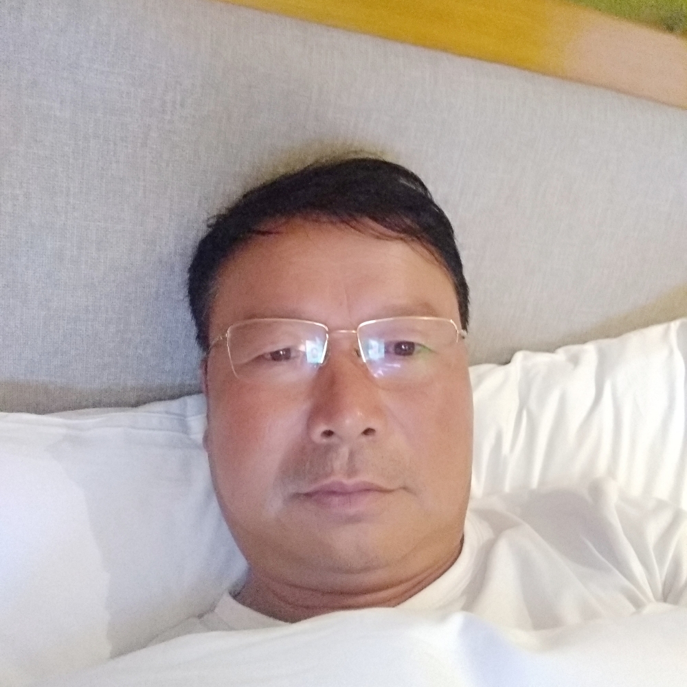 钟劲松的照片