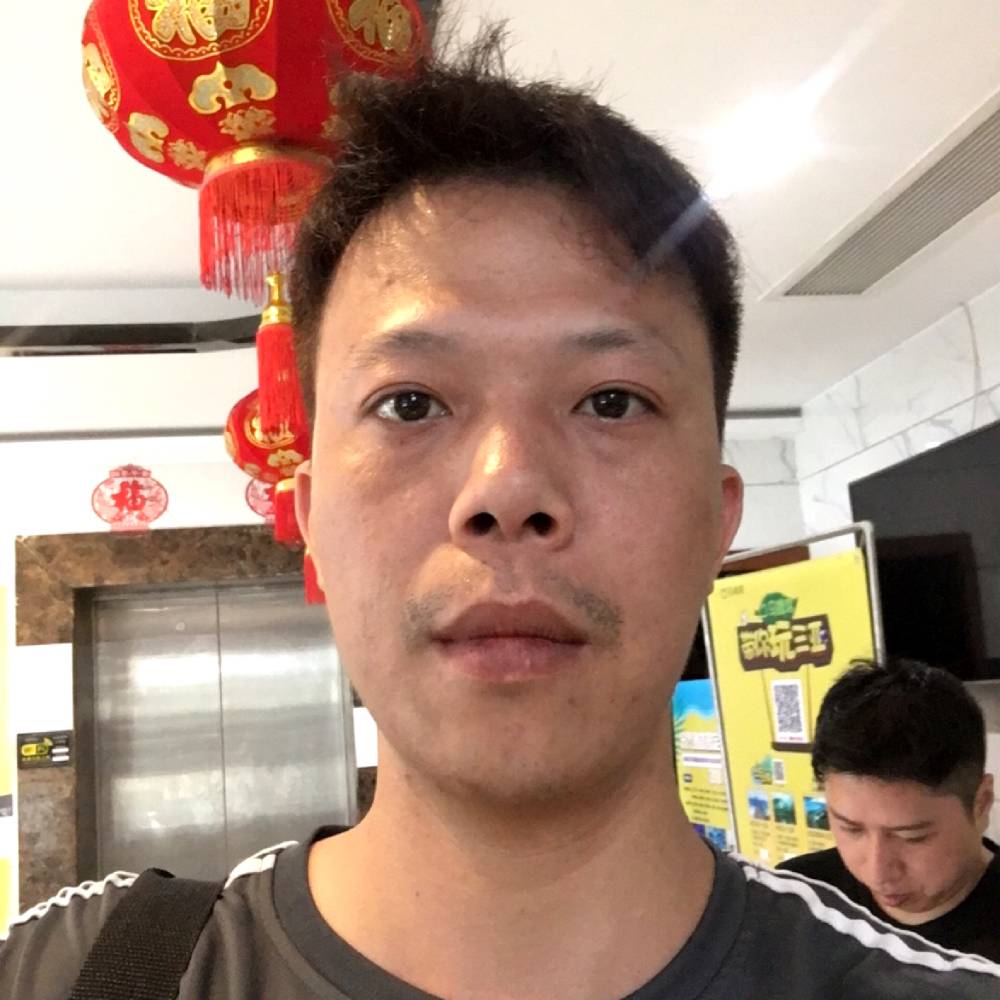 李丽奋的照片