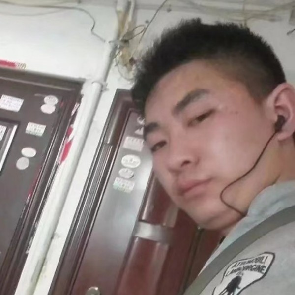 杨术勇的照片