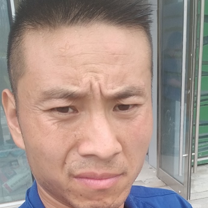 豆芽哥哥的照片