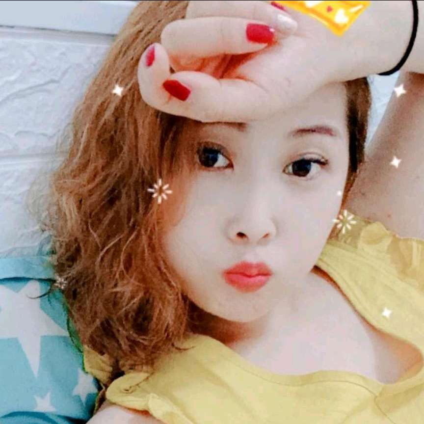 小懒虫拿明亮的照片