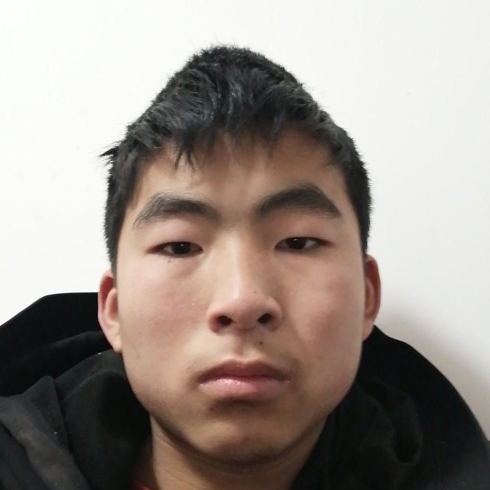 李一奇的照片