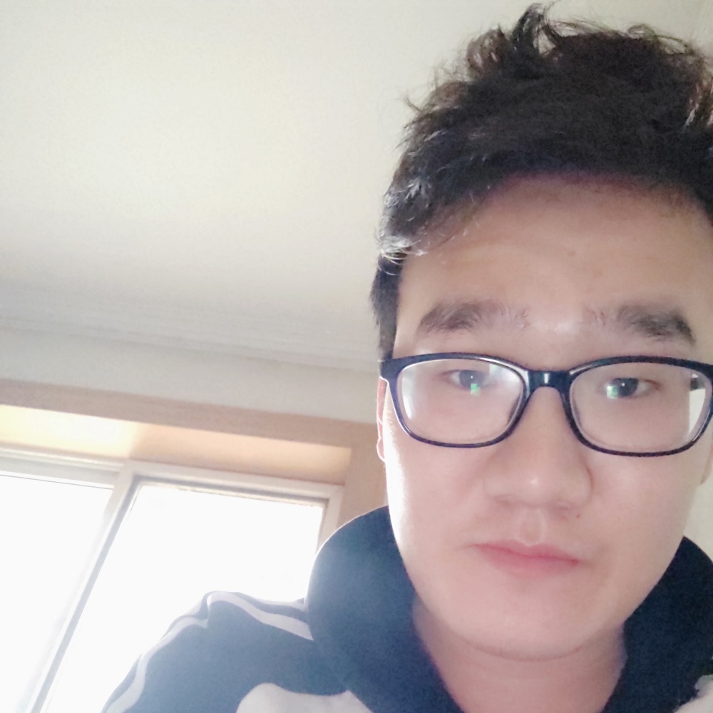 外套吃醋典雅的照片