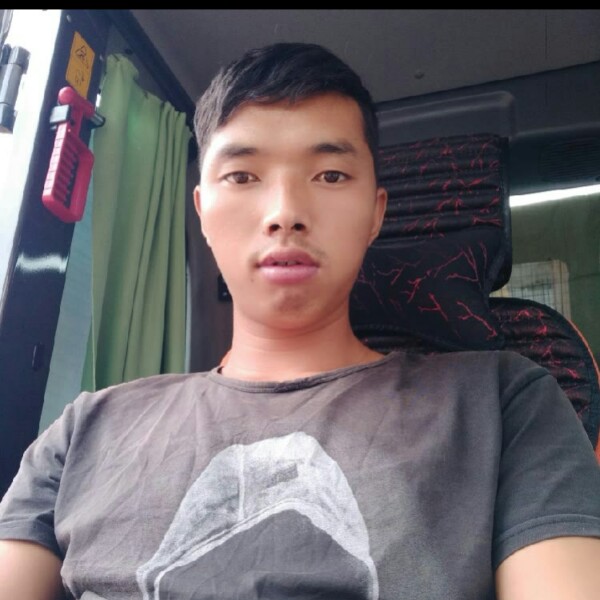 白云向孤独的照片