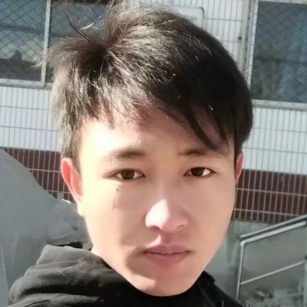 愉快漫步夏露的照片