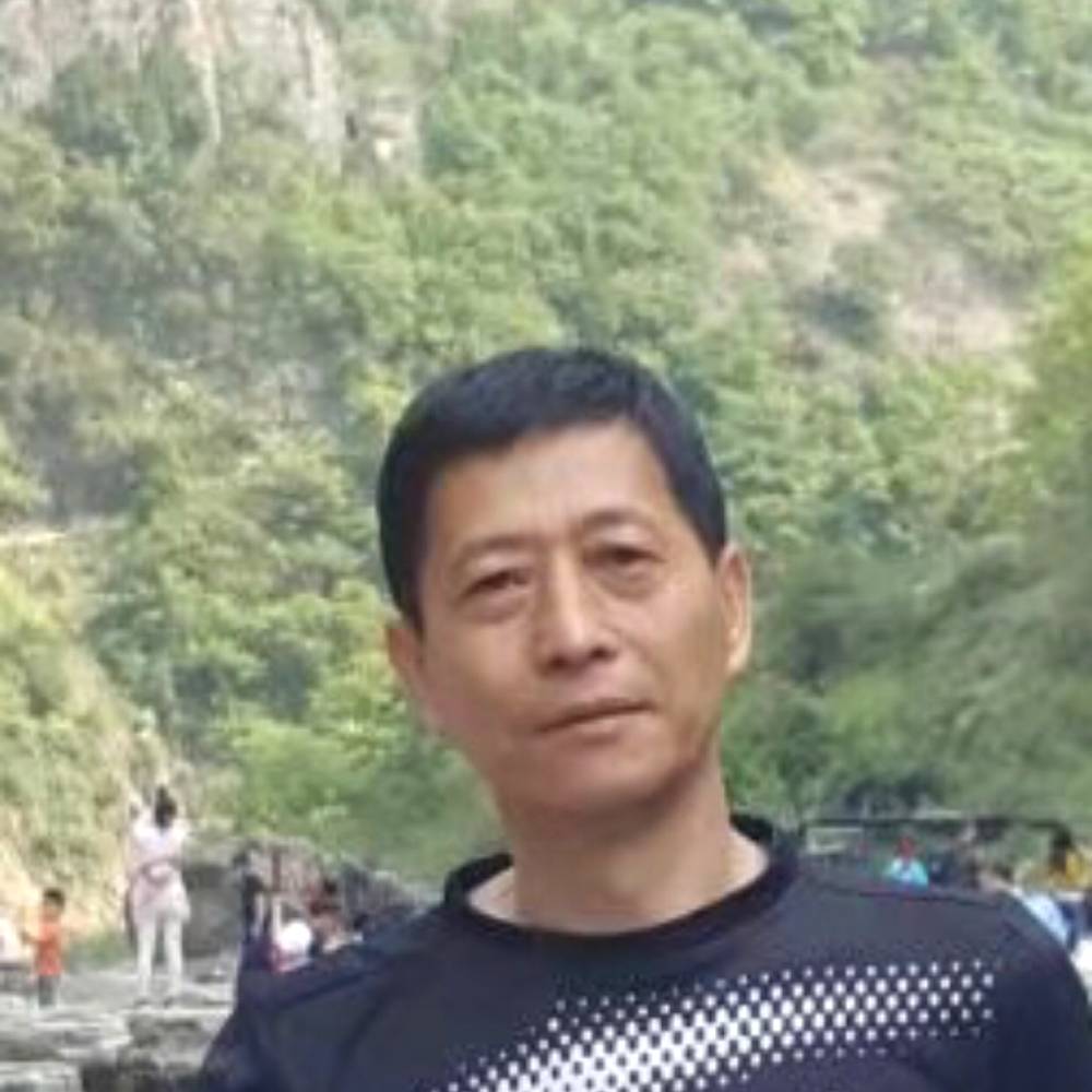 勾文祥的照片