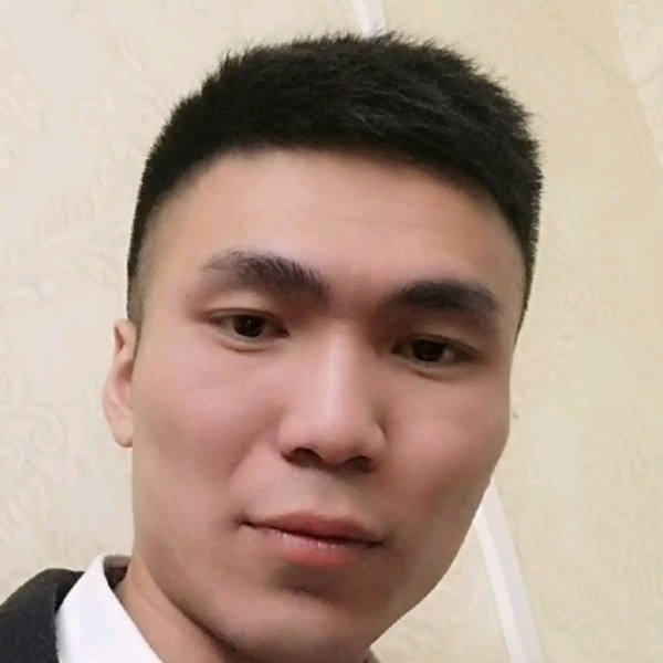 初妆过时的照片