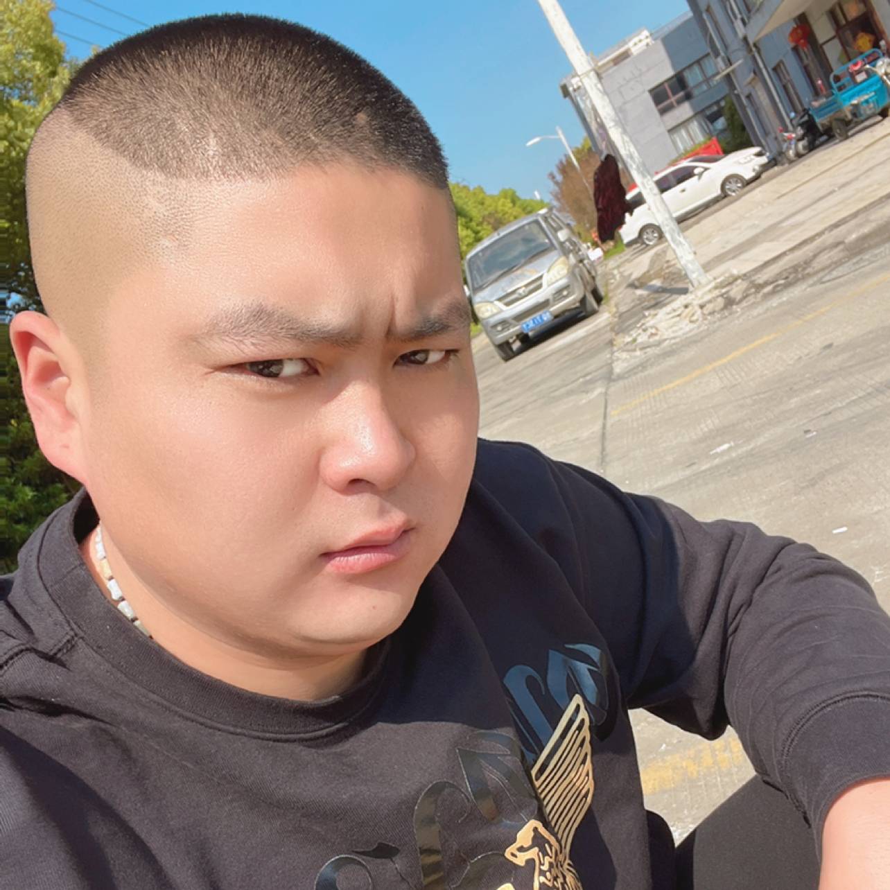 霸道阿进的照片