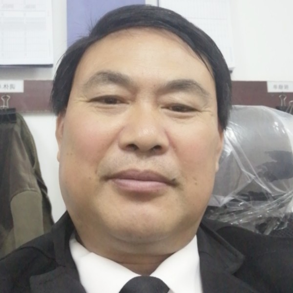 唐修兵的照片