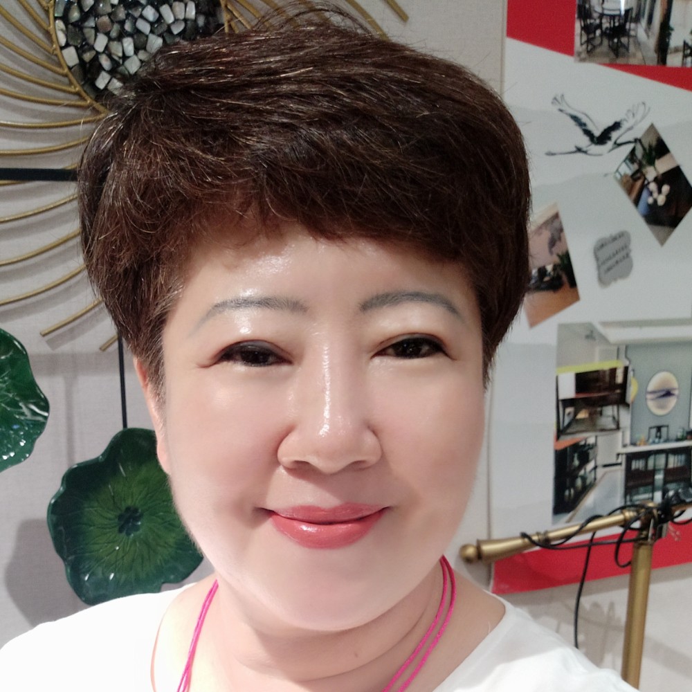 阳光木雨的照片