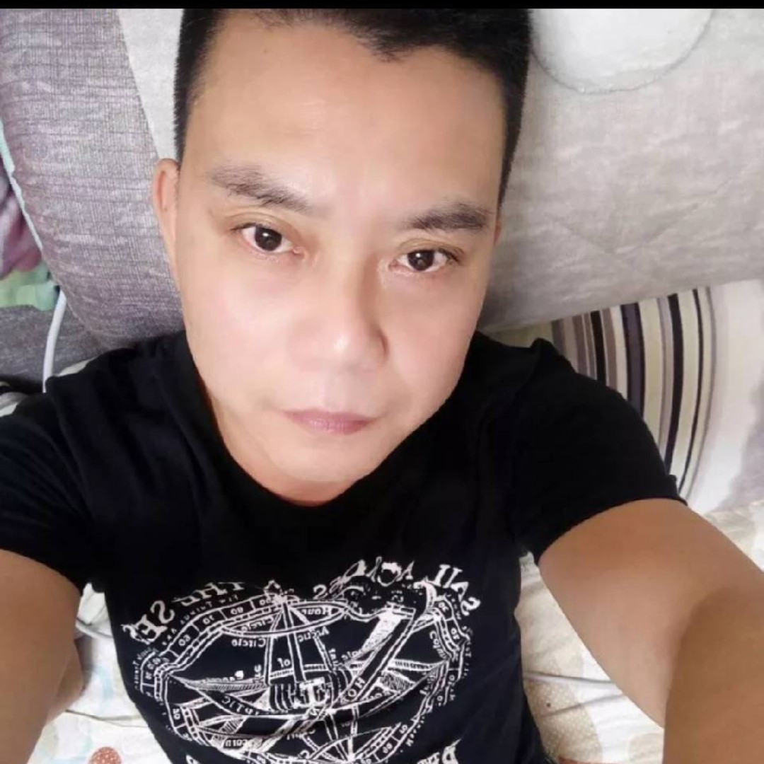 忧心改变手套的照片
