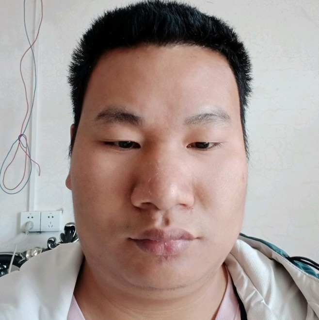 吴元旦的照片