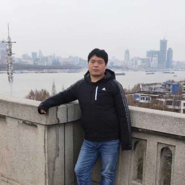 耿庆剑的照片