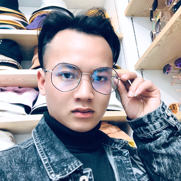 斑驳蹁跹石头的照片