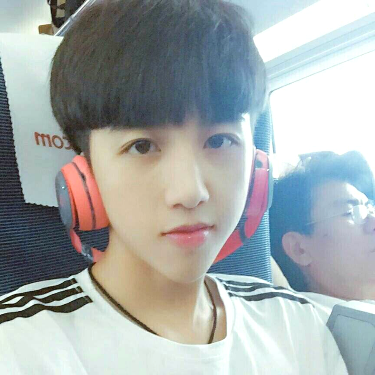 伴久九的照片