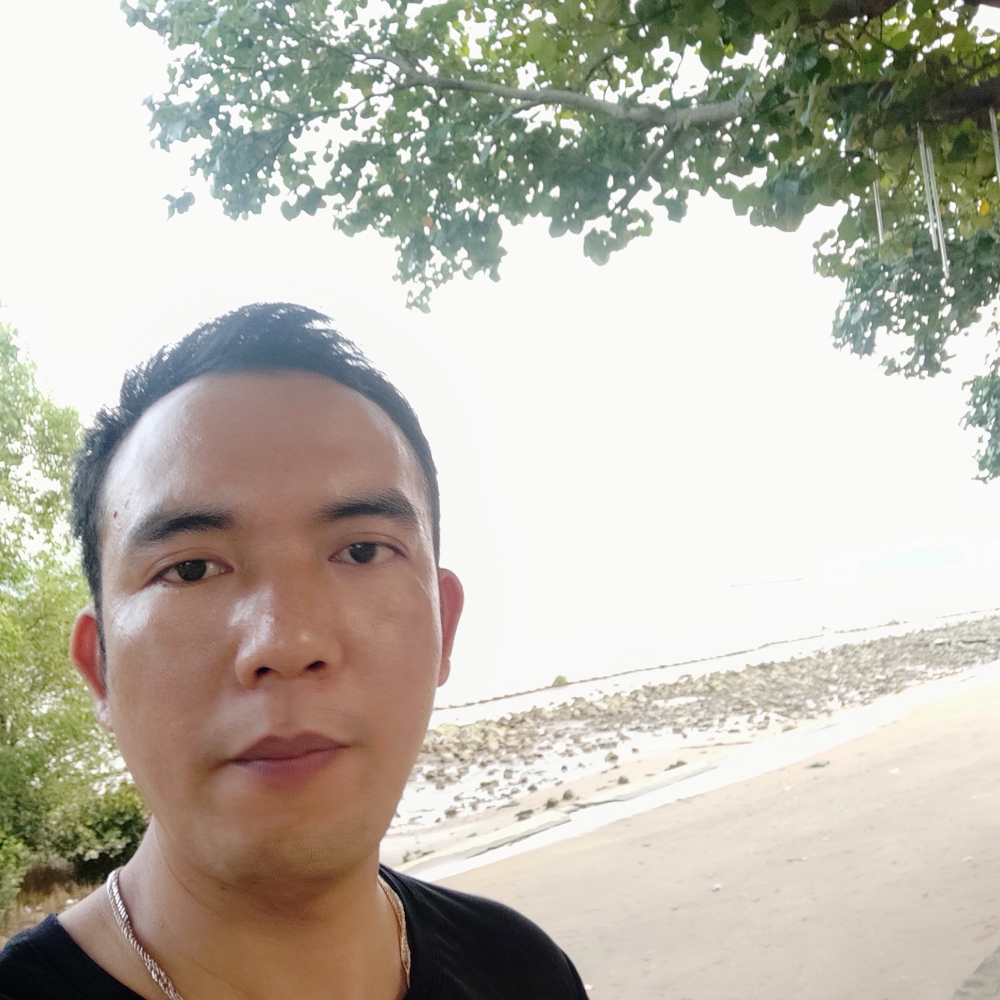 水池等待大方的照片
