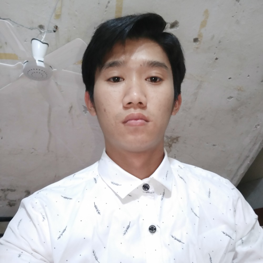 一笑奈何微微一笑的照片
