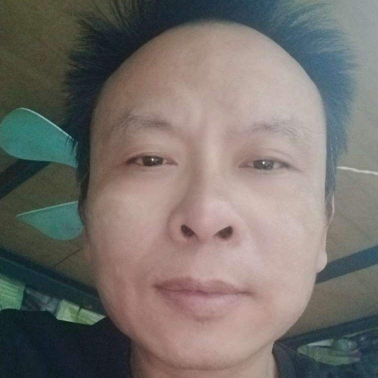 灯泡相许开心的照片