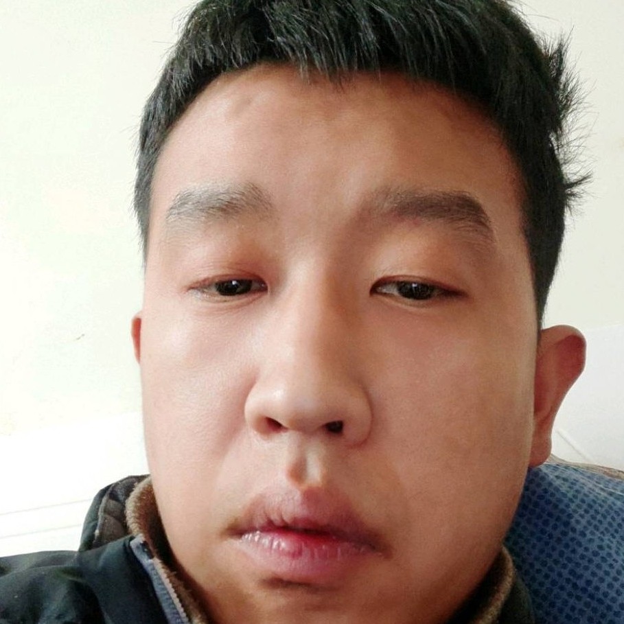 面包吃醋鲤鱼的照片