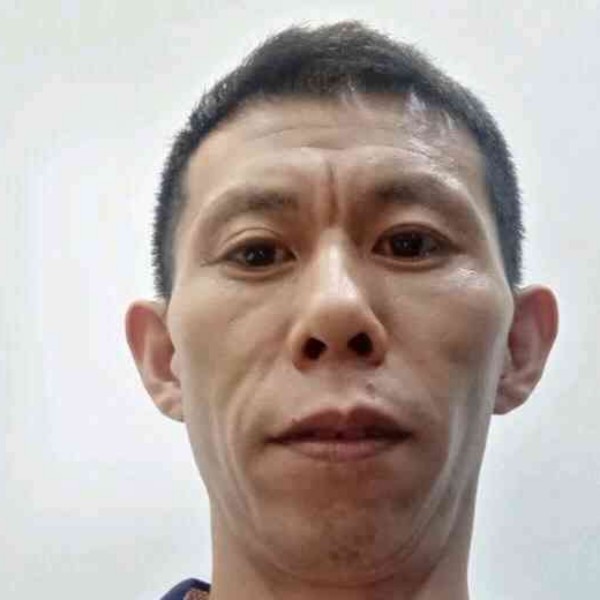 黑夜闻痴情的照片