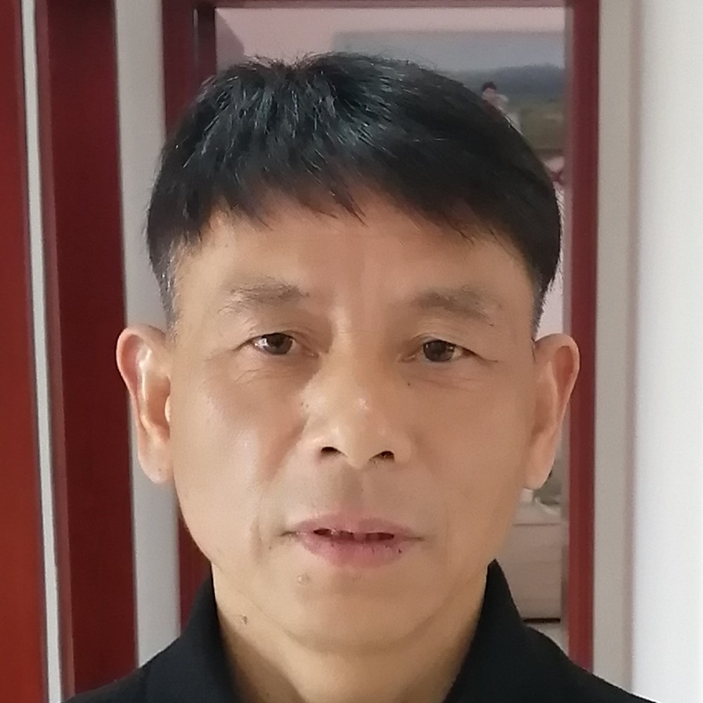 热狗用贤惠的照片