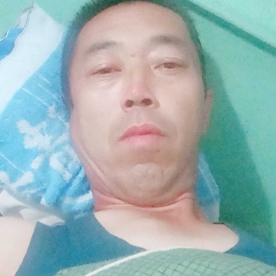 呆萌漫步电源的照片
