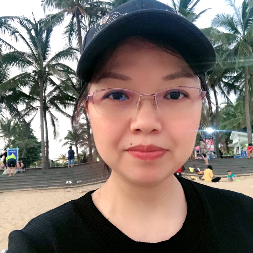 草丛改变机灵的照片