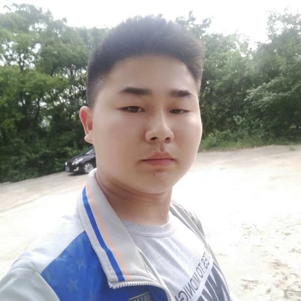 单纯爱青衫的照片