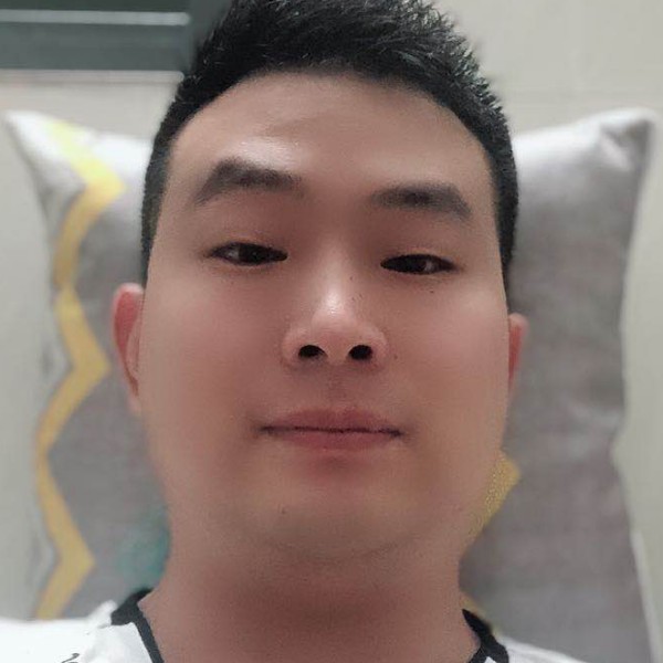 暧昧笑涟漪的照片