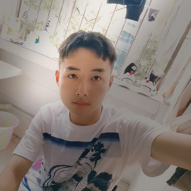 （kk*）的照片